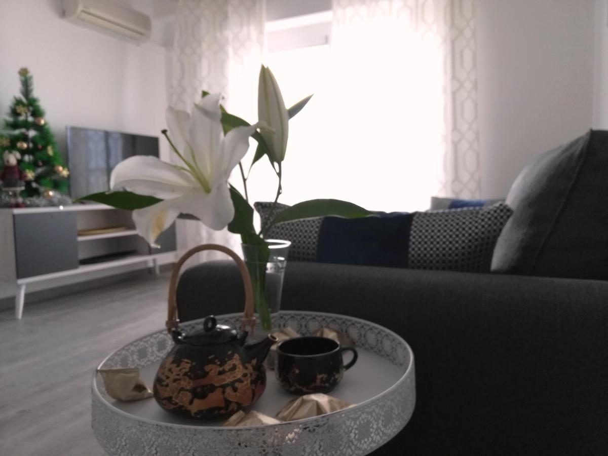 Beachfront Modern And Spacious Apartment Torrevieja Ngoại thất bức ảnh