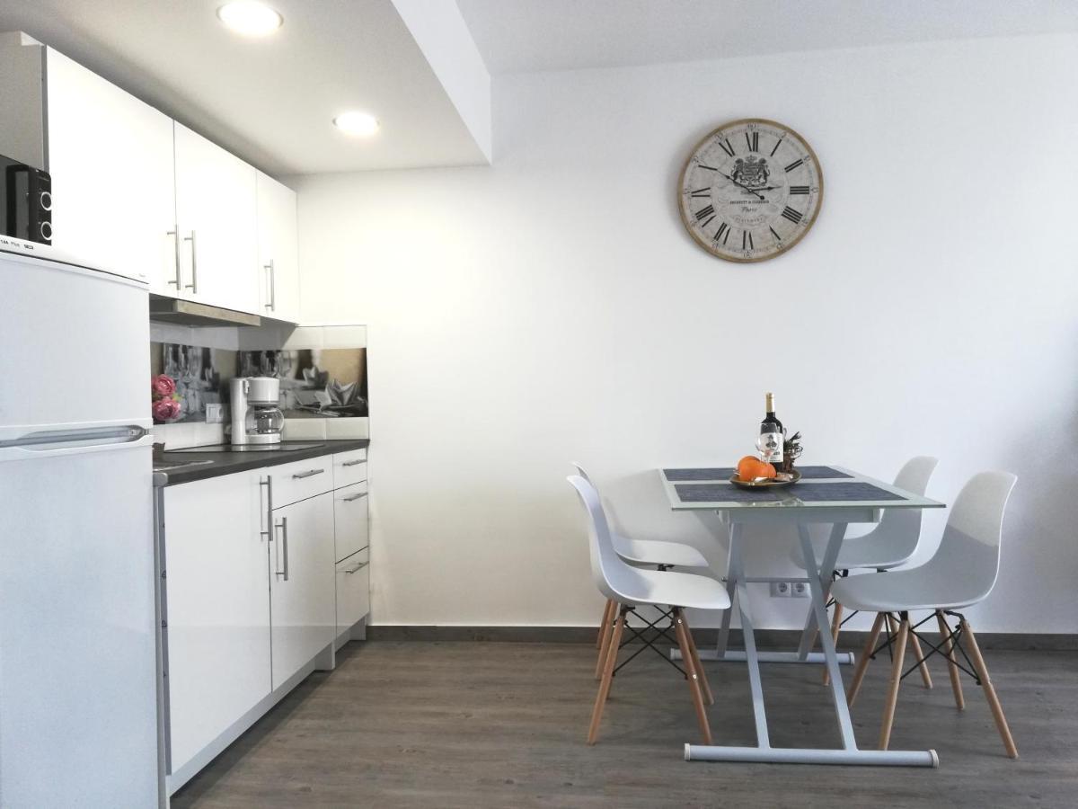 Beachfront Modern And Spacious Apartment Torrevieja Ngoại thất bức ảnh