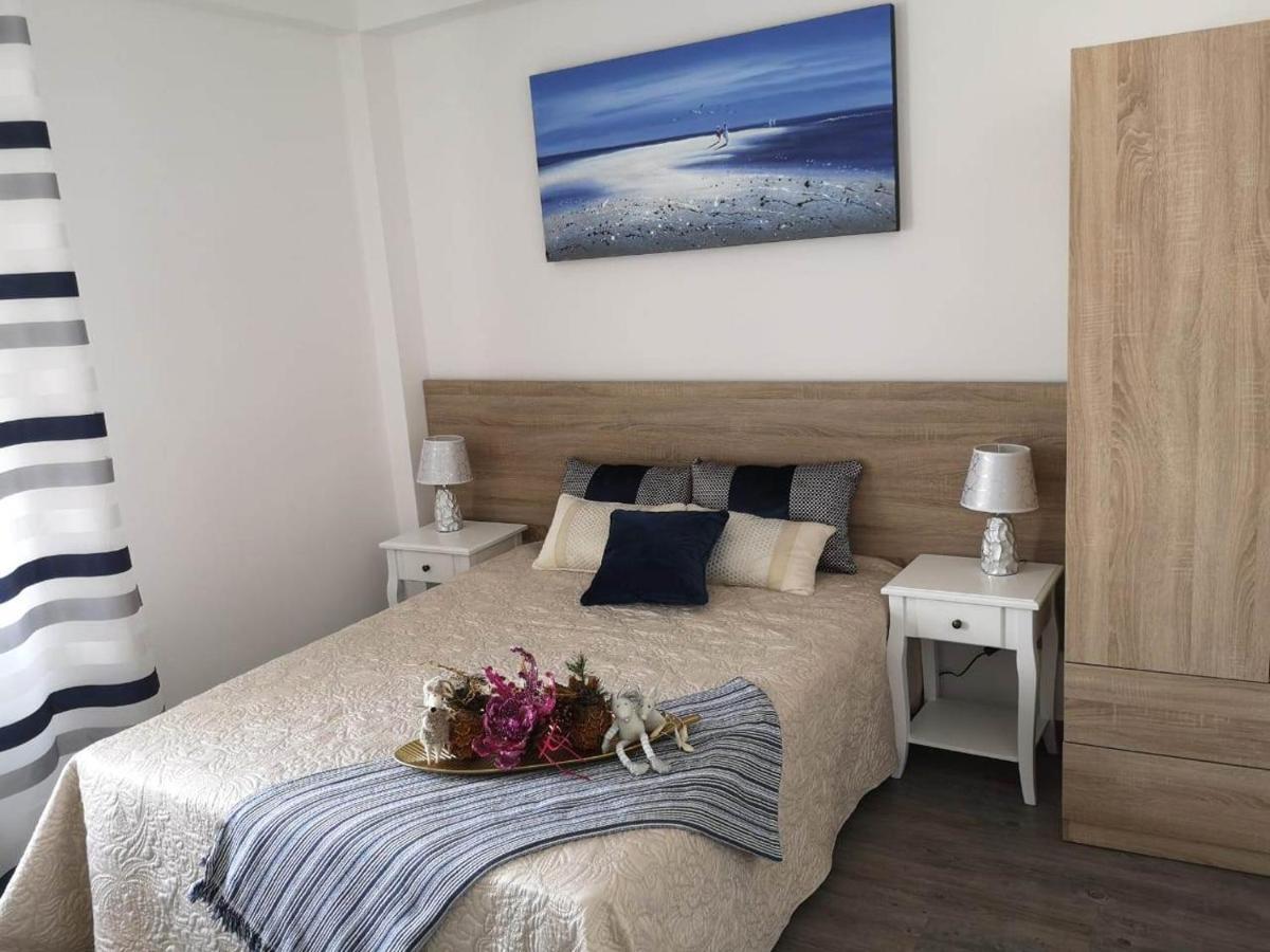 Beachfront Modern And Spacious Apartment Torrevieja Ngoại thất bức ảnh